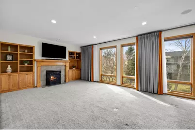 10803 Hawthorn Trail, Woodbury, MN 55129 - Photo 13