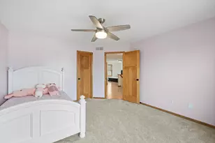 10803 Hawthorn Trail, Woodbury, MN 55129 - Photo 25