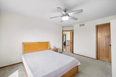 10803 Hawthorn Trail, Woodbury, MN 55129 - Photo 27