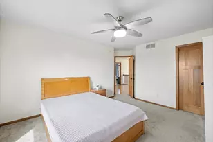 10803 Hawthorn Trail, Woodbury, MN 55129 - Photo 27