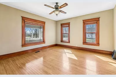 8675 Upper 206th Street W, Lakeville, MN 55044 - Photo 9