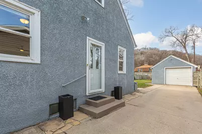 838 Nicollet Avenue, North Mankato, MN 56003 - Photo 33