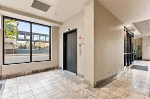 198 6th St E, Saint Paul, MN 55101 - Photo 29