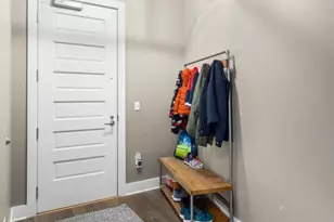 100 2nd Street NE, Minneapolis, MN 55413 - Photo 17