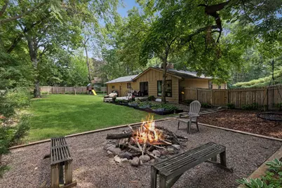 2100 W 107th Street, Bloomington, MN 55431 - Photo 23