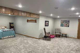 915 4th Ave NE, Long Prairie, MN 56347 - Photo 17