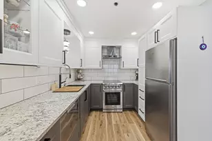 168 6th St E, Saint Paul, MN 55101 - Photo 3