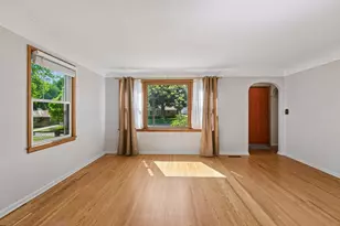 3232 Drew Ave N, Robbinsdale, MN 55422 - Photo 5