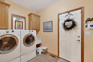 2306 Crimson Ridge Cir NW, Rochester, MN 55901 - Photo 35