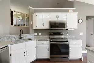 15345 41st Pl N, Plymouth, MN 55446 - Photo 7