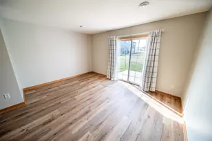 562 Pointe Ct SW, Rochester, MN 55902 - Photo 17