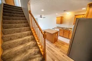 562 Pointe Ct SW, Rochester, MN 55902 - Photo 5