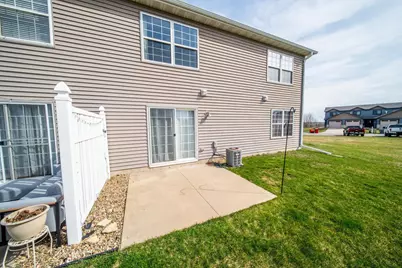 562 Pointe Ct SW, Rochester, MN 55902 - Photo 37