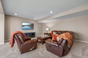 10834 Knollwood Ct, Woodbury, MN 55129 - Photo 45