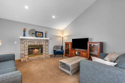6709 Promontory Drive, Eden Prairie, MN 55346 - Photo 15