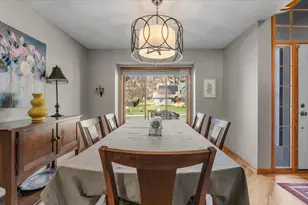 6709 Promontory Dr, Eden Prairie, MN 55346 - Photo 11