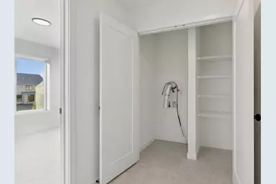 10157 Blackmoor Road, Woodbury, MN 55129 - Photo 31