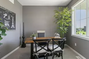 10115 Blackmoor Rd, Woodbury, MN 55129 - Photo 11