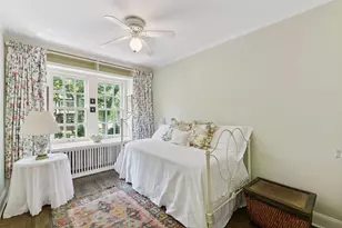 2308 W Lake of the Isles Pkwy, Minneapolis, MN 55405 - Photo 23