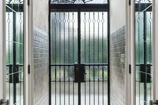 2308 W Lake of the Isles Pkwy, Minneapolis, MN 55405 - Photo 5