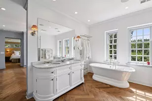 2308 W Lake of the Isles Pkwy, Minneapolis, MN 55405 - Photo 33