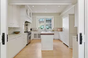 2308 W Lake of the Isles Pkwy, Minneapolis, MN 55405 - Photo 17