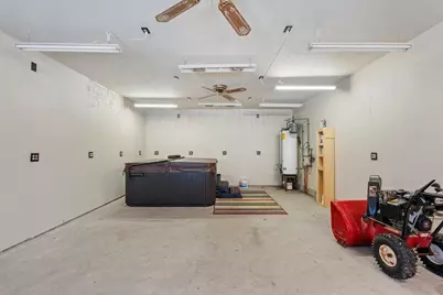 2129 Arkwright Street, Maplewood, MN 55117 - Photo 33