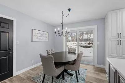 2129 Arkwright Street, Maplewood, MN 55117 - Photo 7