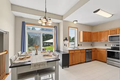 15960 Fennel Court, Apple Valley, MN 55124 - Photo 5