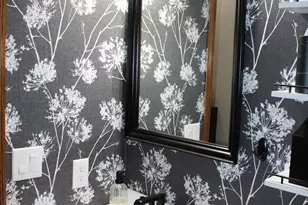 404 W 9th St, Morris, MN 56267 - Photo 37