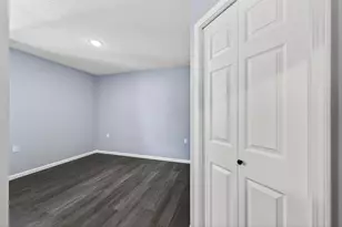 721 Wilson Ave, Saint Paul, MN 55106 - Photo 31