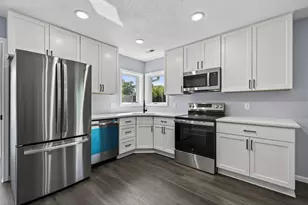 721 Wilson Ave, Saint Paul, MN 55106 - Photo 23