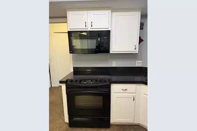 3020 Saint Albans Mill Road #105, Hopkins, MN 55305 - Photo 21