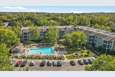 3020 Saint Albans Mill Road #105, Hopkins, MN 55305 - Photo 3