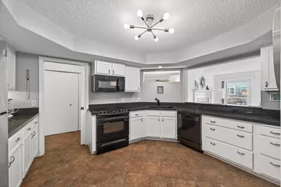 3020 Saint Albans Mill Road #105, Hopkins, MN 55305 - Photo 19