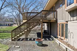 4225 Poplar Bridge Rd, Bloomington, MN 55437 - Photo 41