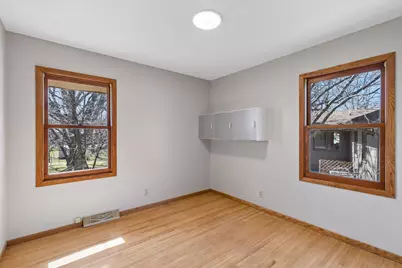 4225 Poplar Bridge Road, Bloomington, MN 55437 - Photo 25