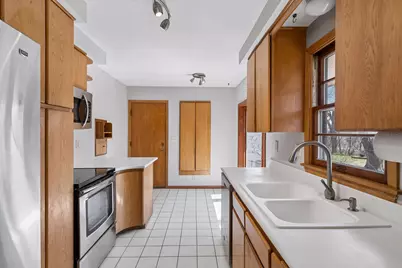 4225 Poplar Bridge Road, Bloomington, MN 55437 - Photo 17