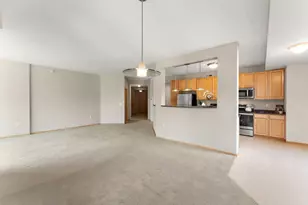 2407 39th Ave NE, Saint Paul, MN 55421 - Photo 3