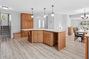 816 Westview Dr, Shoreview, MN 55126 - Photo 9