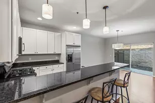 17830 Valley Cove Ct, Wayzata, MN 55391 - Photo 7