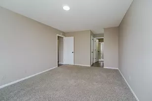 10742 Toledo Ct, Bloomington, MN 55437 - Photo 13