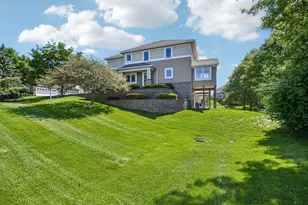 630 Sutherland Dr, Woodbury, MN 55129 - Photo 3