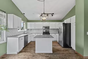 4290 Fox Ridge Rd, Eagan, MN 55122 - Photo 9