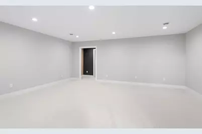 3926 Abbott Avenue S, Minneapolis, MN 55410 - Photo 35