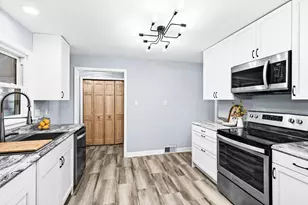 129 13th St, Cloquet, MN 55720 - Photo 13