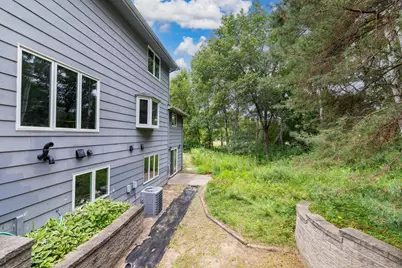 2217 Gentry Avenue N, Oakdale, MN 55128 - Photo 35