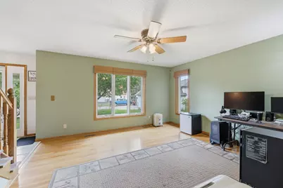 2217 Gentry Avenue N, Oakdale, MN 55128 - Photo 11