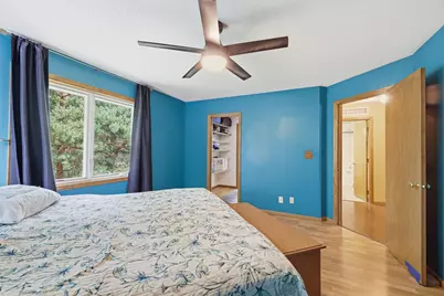 2217 Gentry Avenue N, Oakdale, MN 55128 - Photo 25