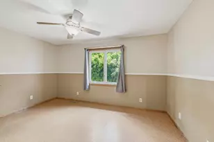 2217 Gentry Ave N, Oakdale, MN 55128 - Photo 29